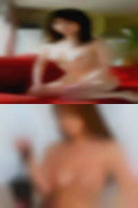 Swingers came naked in girls me.