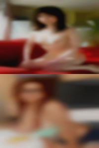 Male swinger with women fun sex sucks cock.
